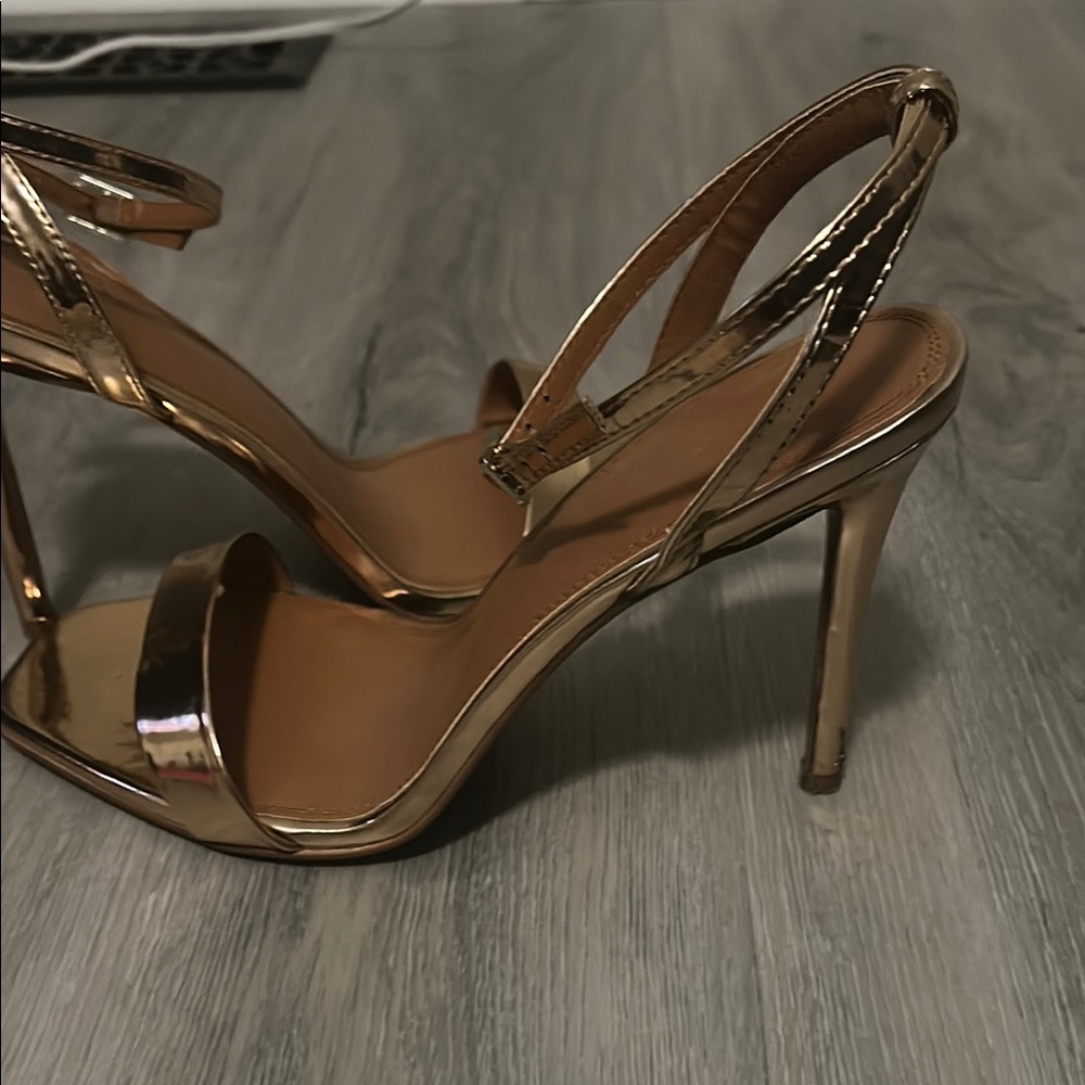 Elegant Gold Strappy Sandals